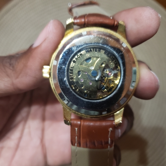 Wrist Watch - Picture 2 of 3